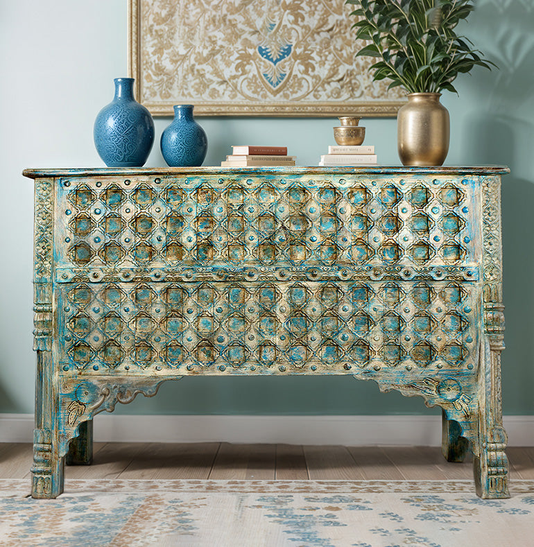 Table & Twist