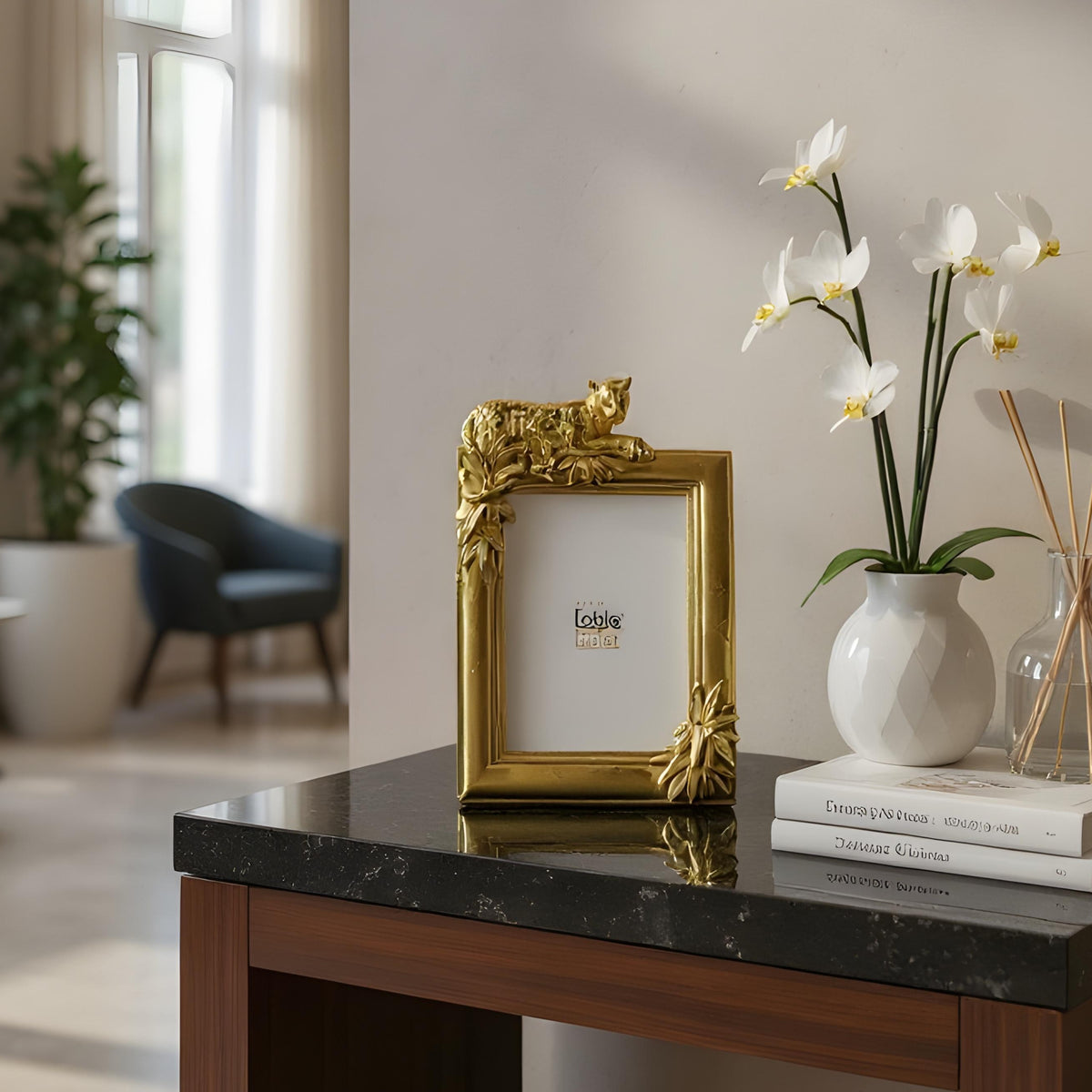 Gold-Finish Floral Resin Photo Frame