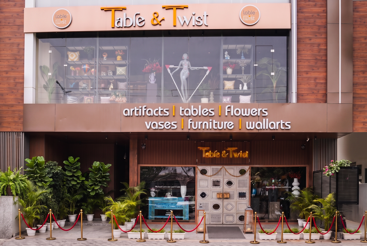 Table & Twist – Gurugram Showroom